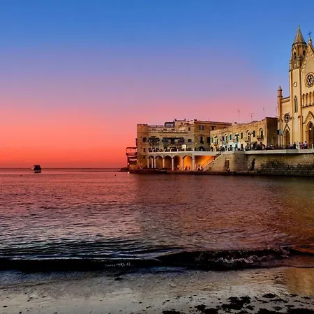Contemporary, Luxury Penthouse In An Amazing Location Apartment Sliema